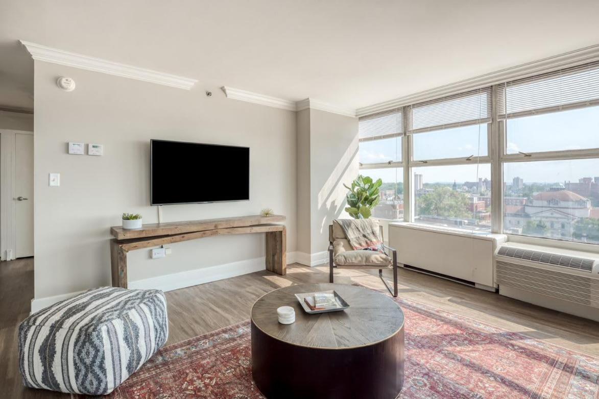 Cozysuites 800 Tower 1Br With Gym! 10 Louisville Exteriér fotografie