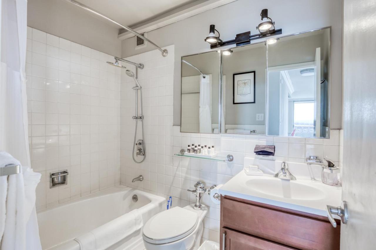 Cozysuites 800 Tower 1Br With Gym! 10 Louisville Exteriér fotografie