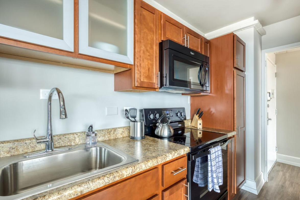 Cozysuites 800 Tower 1Br With Gym! 10 Louisville Exteriér fotografie